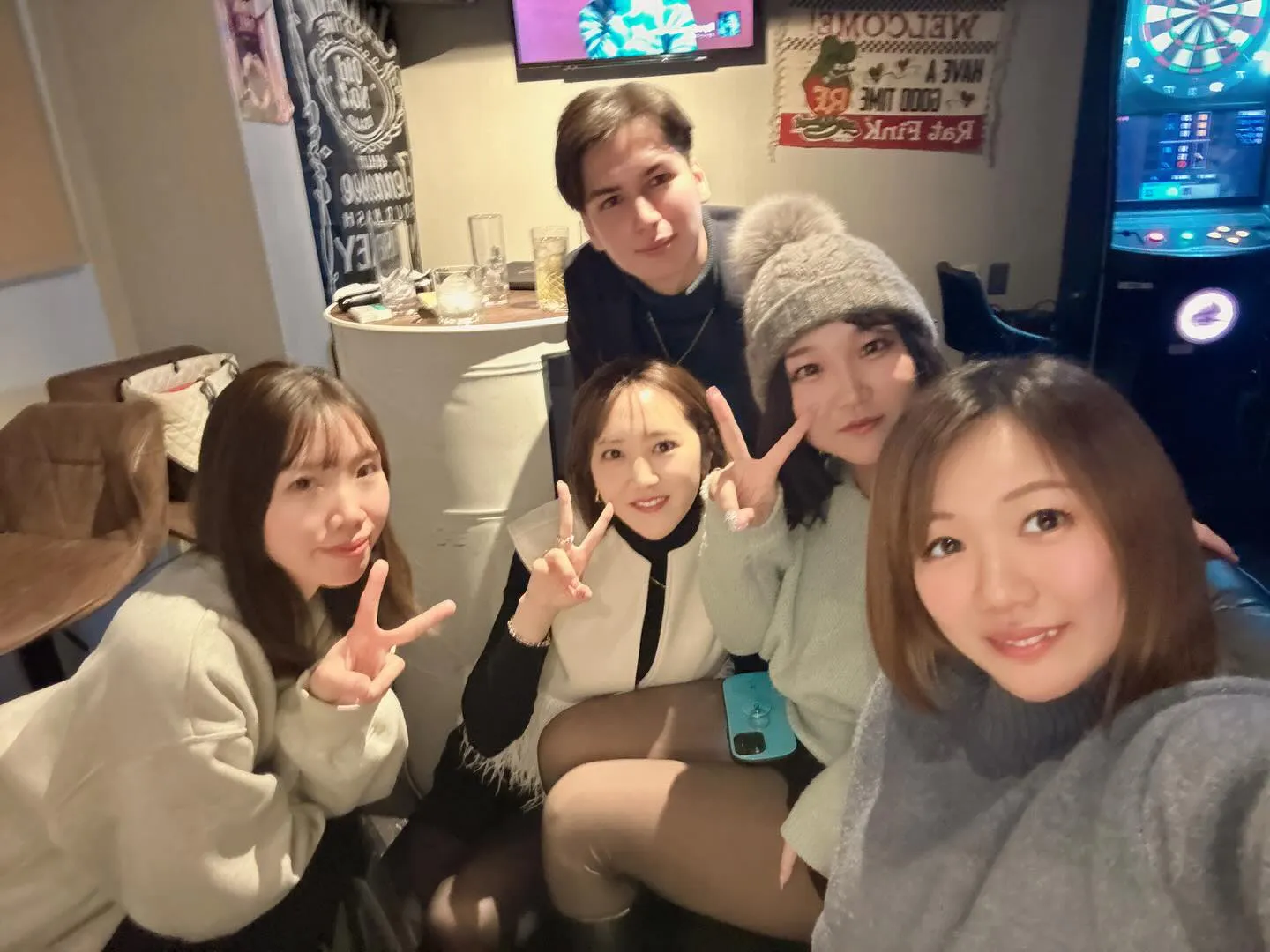 カラオケ、ダーツが無料のbar Bar ALL-IN