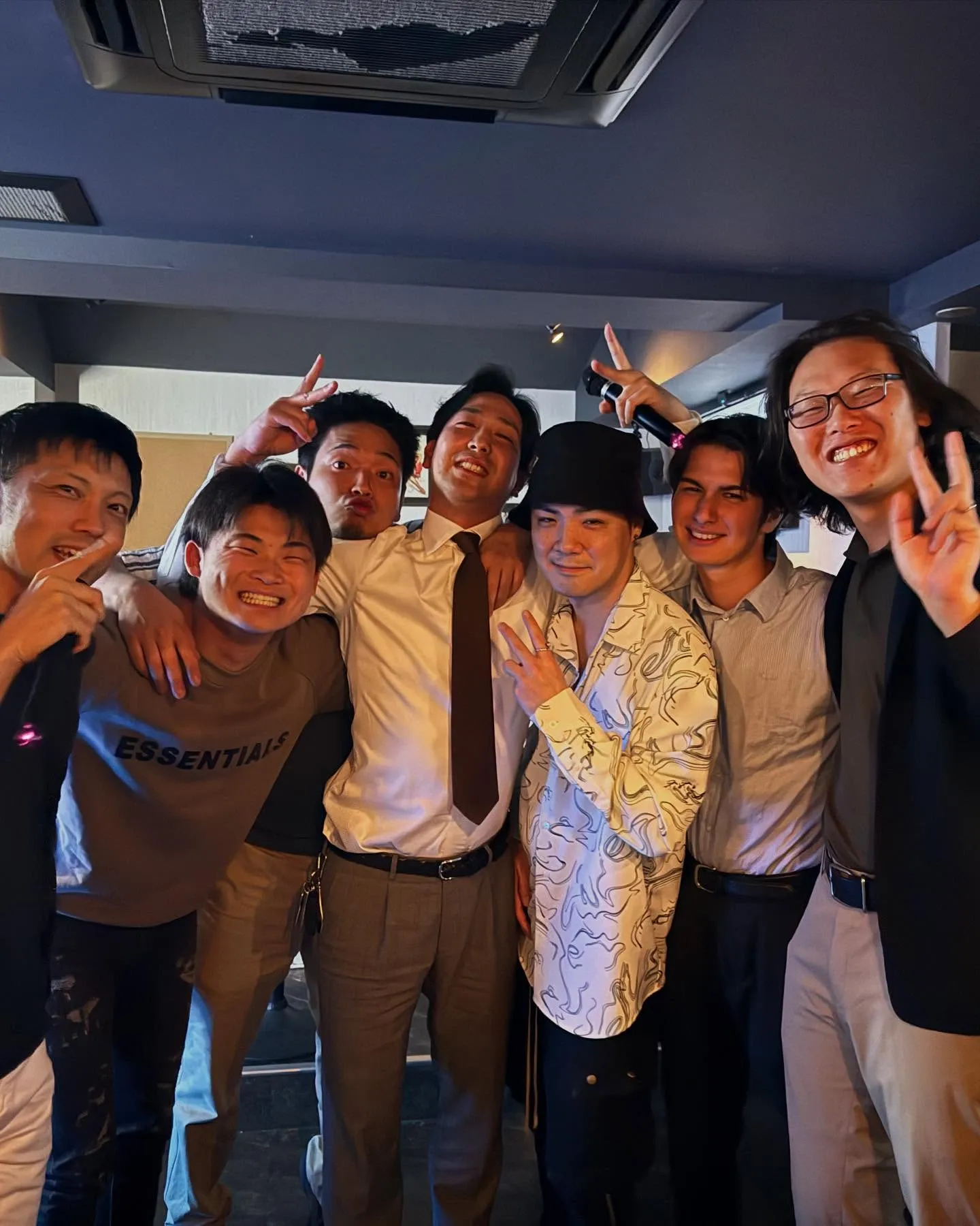 カラオケ、ダーツが無料でできるBar ALL-IN