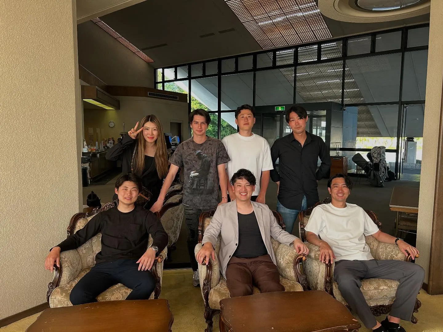 カラオケ、ダーツが無料のbar Bar ALL-IN