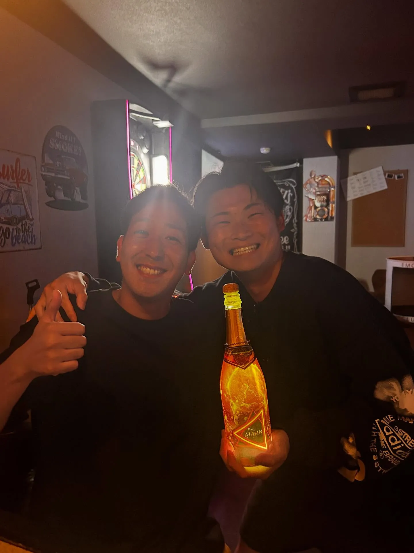 難波、裏なんばのカラオケ、ダーツbar