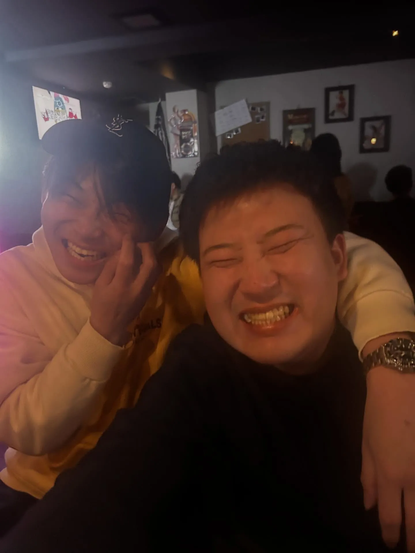 ダーツ カラオケ なんば 裏難波 BAR ALL-IN