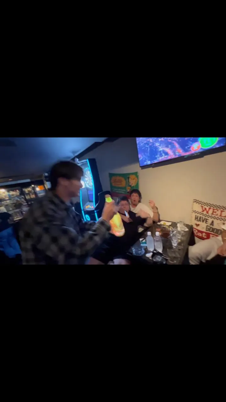 なんば 裏難波 ダーツ カラオケ 無料のバー Bar ALL...